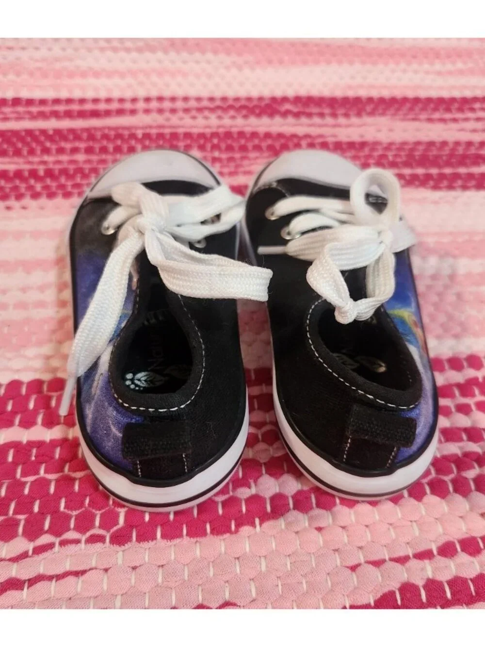Natural Steps Boys Dinosaur Canvas Low Top Sneakers Size 8